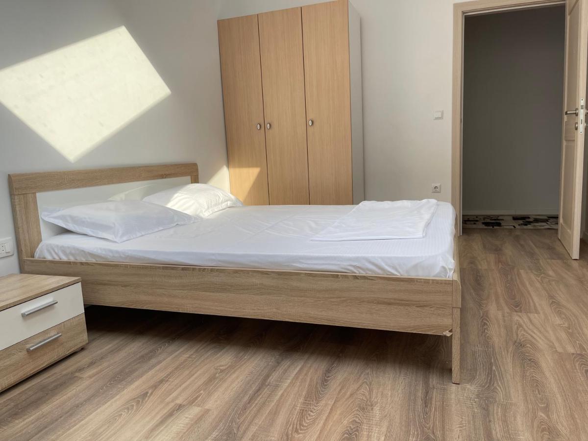 Pristina Select Apartments Buitenkant foto