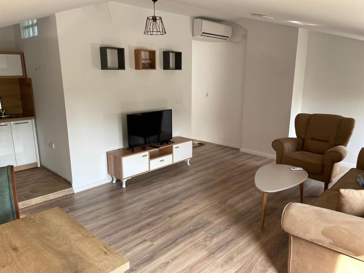 Pristina Select Apartments Buitenkant foto
