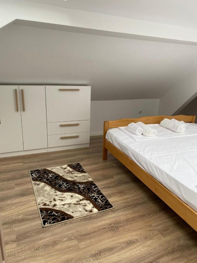 Pristina Select Apartments Buitenkant foto