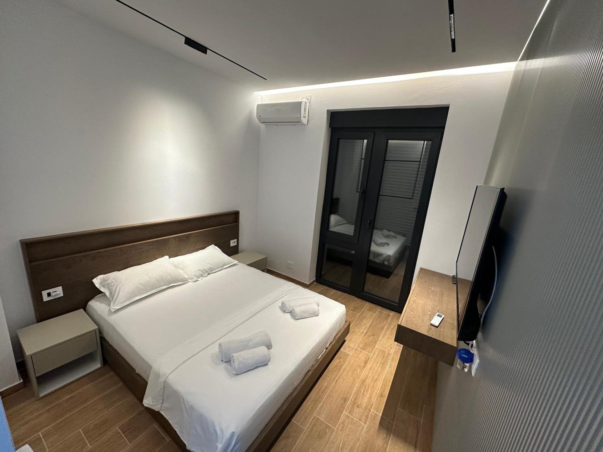 Pristina Select Apartments Buitenkant foto